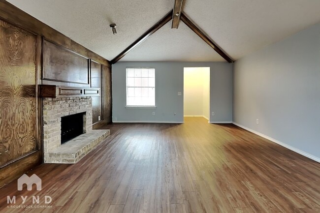 Building Photo - 11809 Garden Terrace Dr