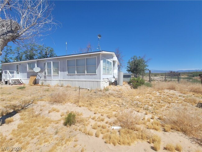 Building Photo - 3021 Borax Ave
