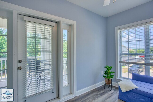 Foto del edificio - PET FRIENDLY FURNISHED LONG OR SHORT TERM/...