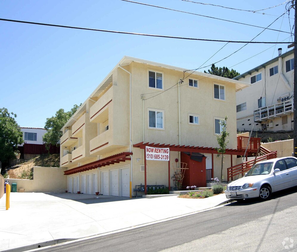 Foto del edificio - 325 Vaqueros Ave