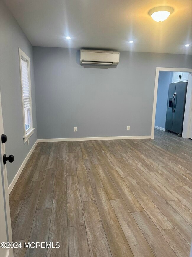 Building Photo - 73-75 Church St