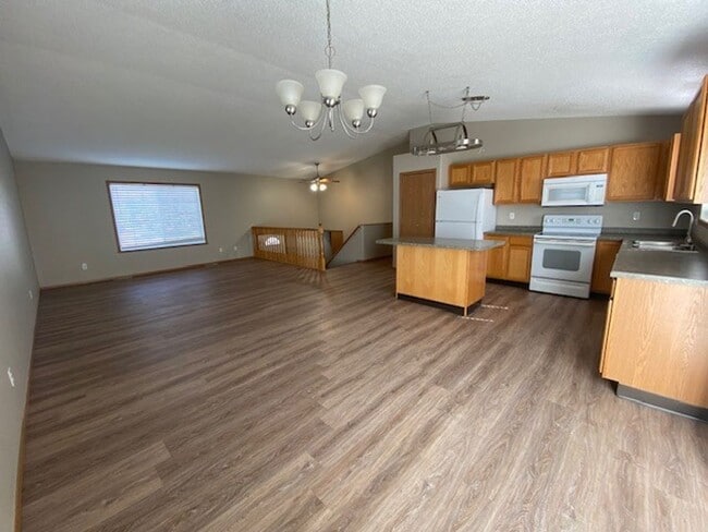 Foto del edificio - 6013 23rd St S