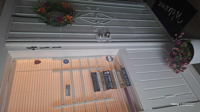 Building Photo - 3575 Oakvale Rd