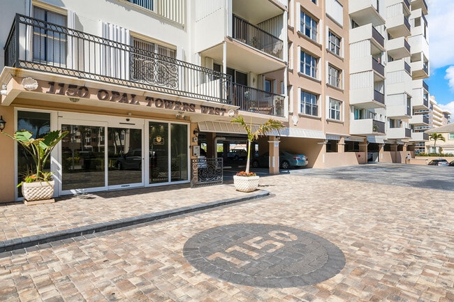 Building Photo - 1150  Hillsboro Mile  508 Hillsboro Beach ...