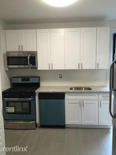 Building Photo - 619 W 144th St