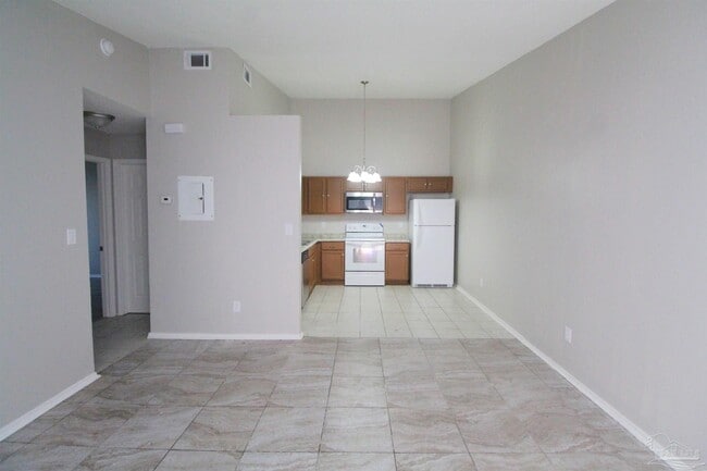 Foto del edificio - 6810 Tiki Ln
