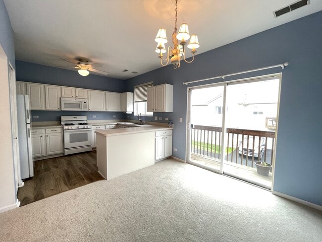 Building Photo - 31608 TallGrass Ct