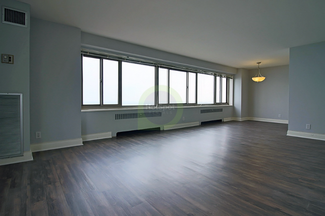 Foto del edificio - 1315 N Lake Shore Dr