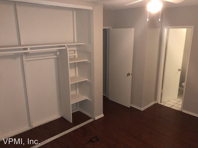 Building Photo - 1114 W 117th St