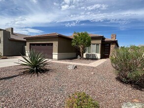 Building Photo - 3546 E Ravenswood Dr