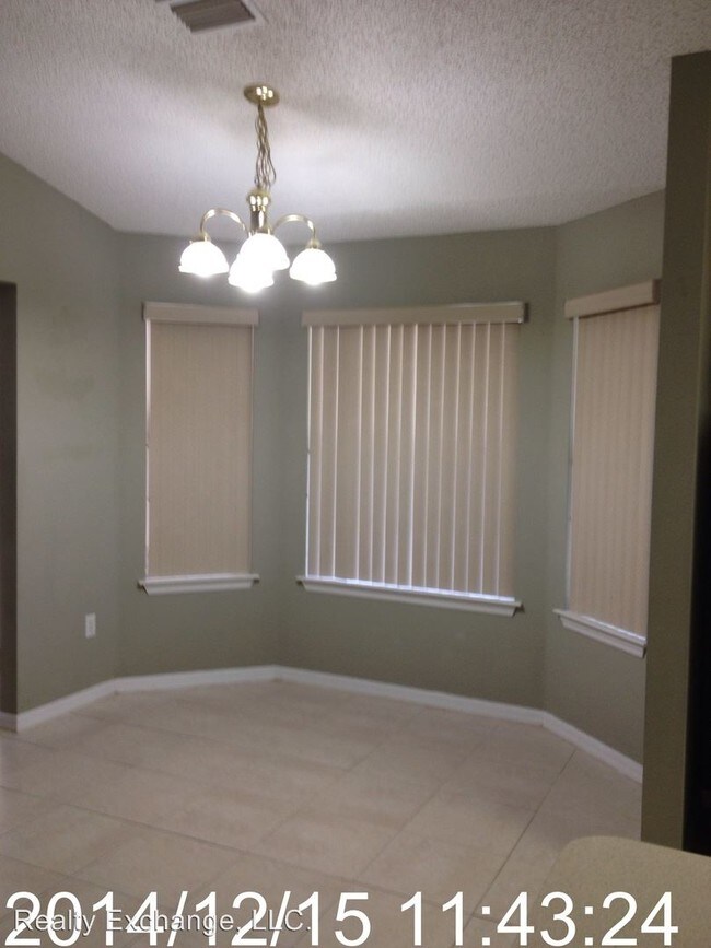 Building Photo - 3 br, 2 bath House - 13 Woodborn Lane