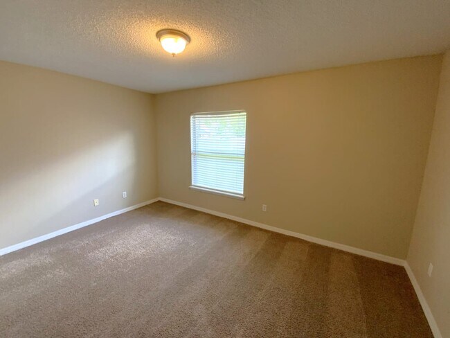 Building Photo - 3482 Live Oak Hollow Dr