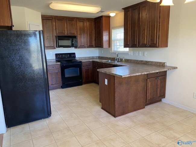 Building Photo - 29781 Rock Creek Blvd