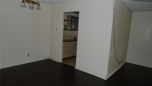 Building Photo - 8725 N Normandale St
