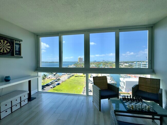 Foto del edificio - 301 Lake Shore Dr