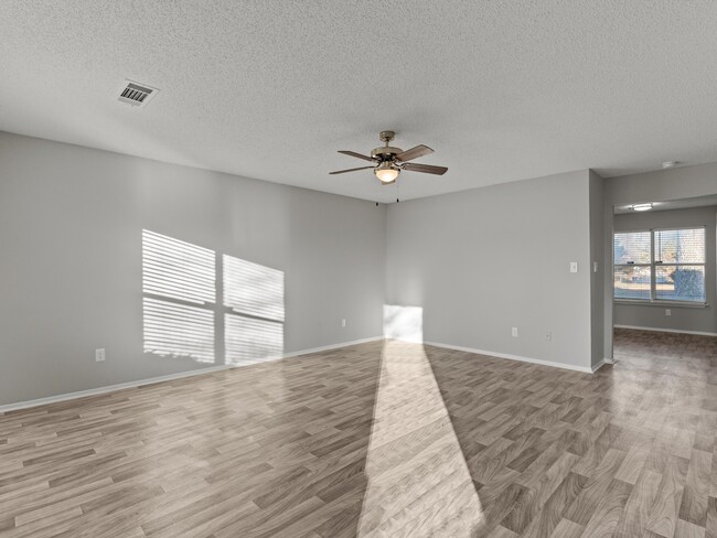 Building Photo - Wilshire Park Apartments