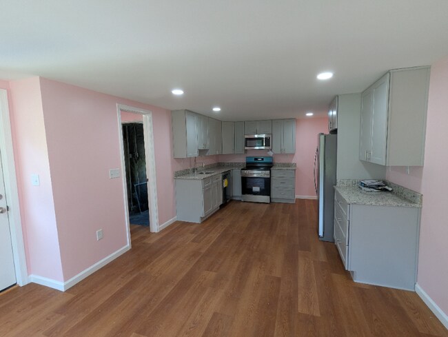 Foto del edificio - 4565 Chapel Springs Pl
