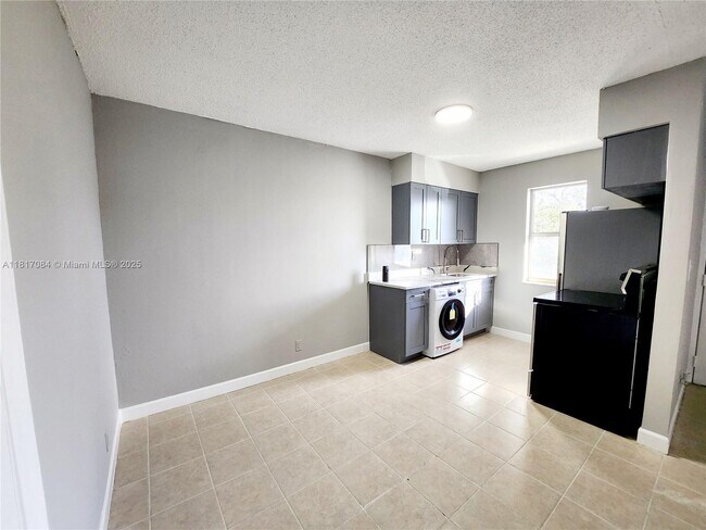 Foto del edificio - 191 SW 15th St