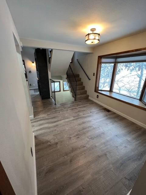 Building Photo - 560 Village Blvd