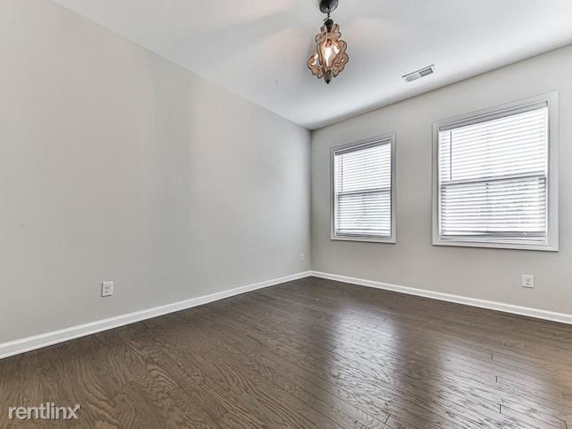 Building Photo - 4 br, 3 bath House - 106 i Grand Approach ...