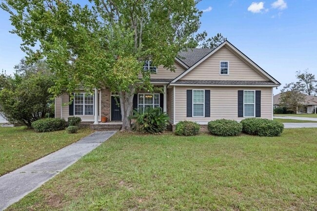 Building Photo - 3848 Thoreau Dr