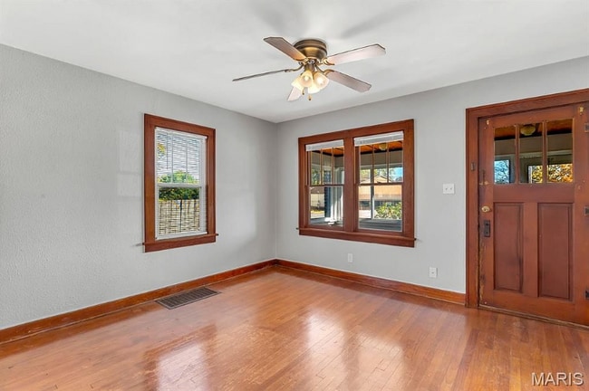 Foto del edificio - 3400 Milton Dr