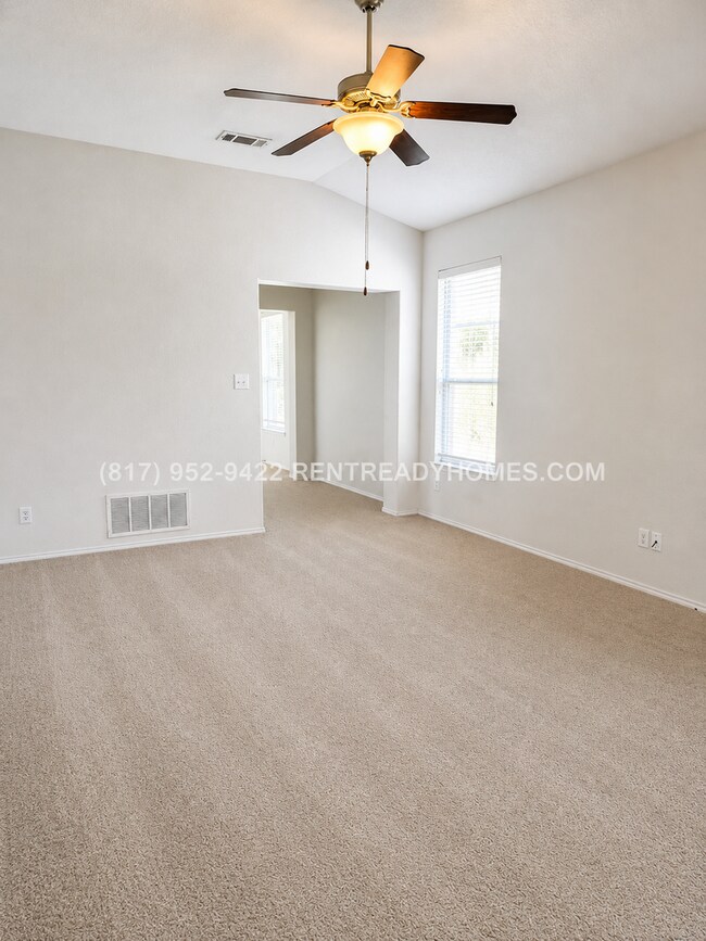 Foto del edificio - 8820 Moon Rise Ct