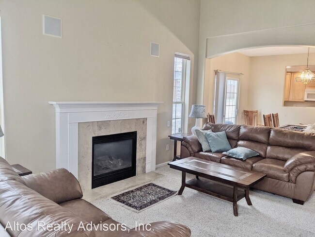 Building Photo - 2 br, 2.5 bath House - 9510 Silver Spur Lane