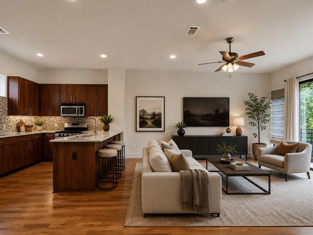 Foto del edificio - 3930 Bowser Ave