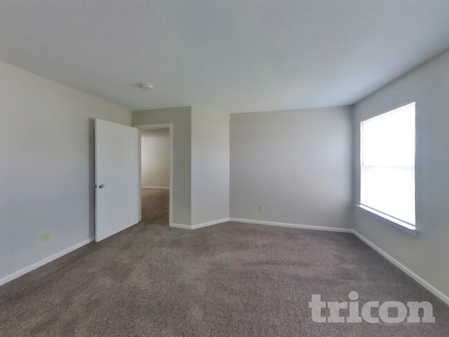 Foto del edificio - 1302 Crescent Dr
