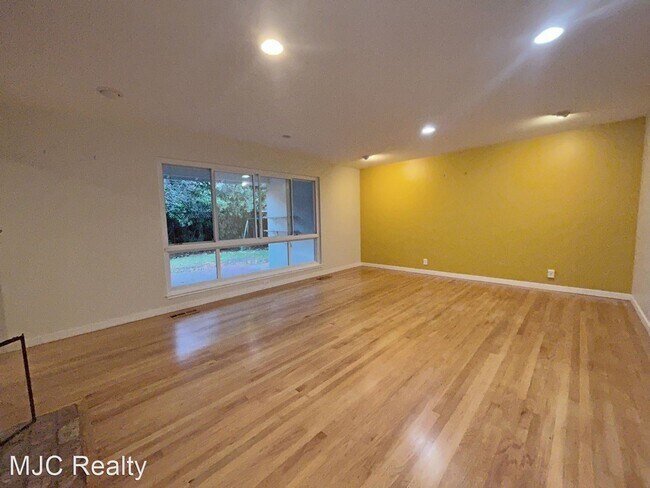 Foto del edificio - 3 br, 2 bath House - 1342 Bobolink Circle,