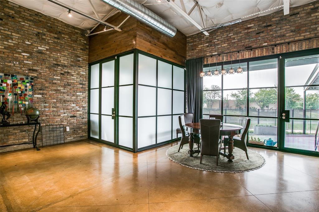 Foto principal - 2292 Vantage St