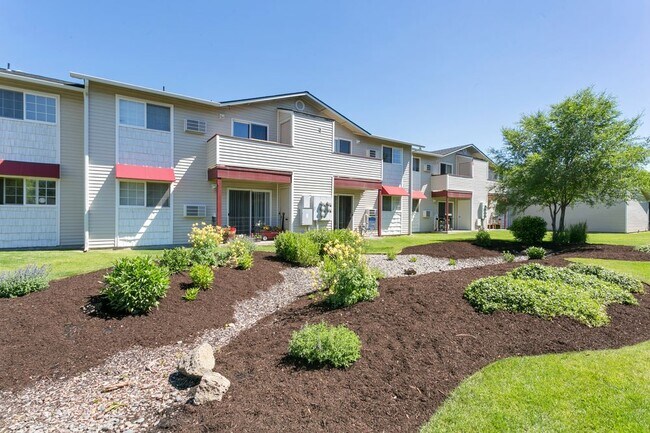 Foto del edificio - Cedarwest Apartments