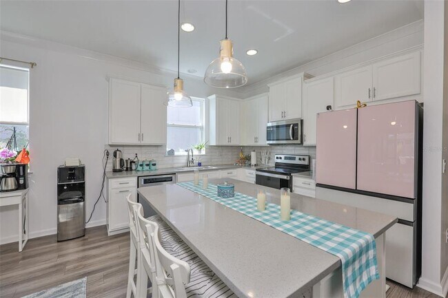 Foto del edificio - 11520 Cedar Valley Dr
