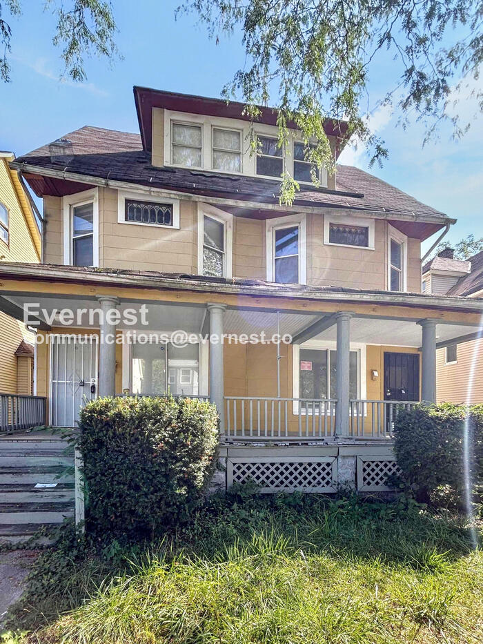 2213 E 82nd St Cleveland, OH 44103 – photo 1