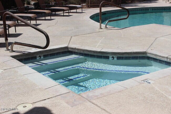 Foto del edificio - 29606 N Tatum Blvd