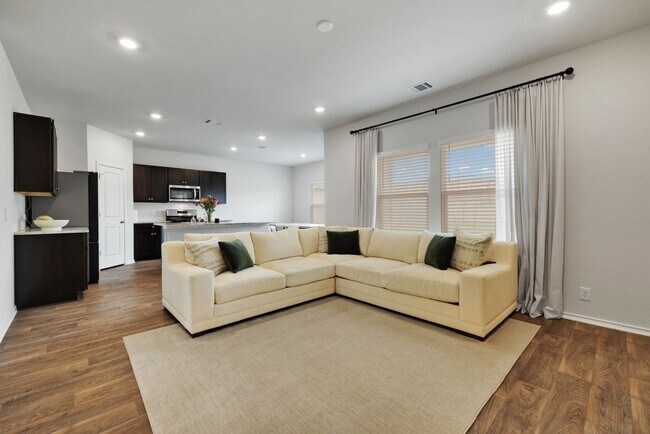 Foto del edificio - New Build Rental!!