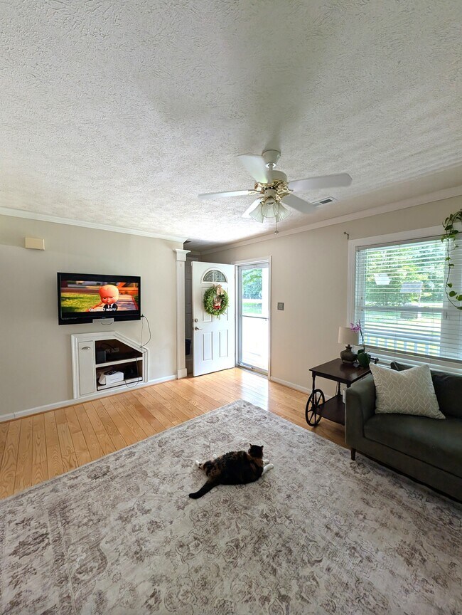 Foto del edificio - 5212 Hickory Fork Rd