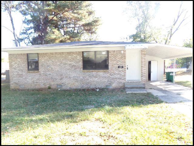 Primary Photo - 107 S Holly St