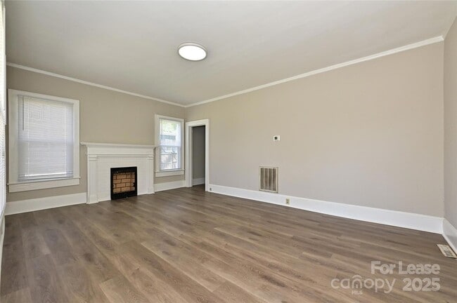 Building Photo - 134 Saluda St