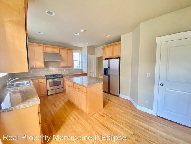 Building Photo - 4 br, 2.5 bath House - 15115 85th Ave NE
