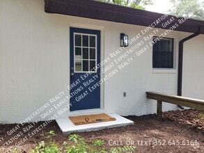 Building Photo - 3431 NE 56th Ave