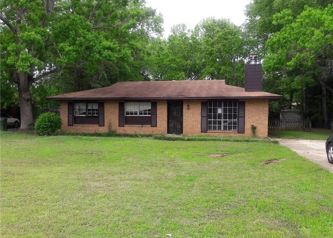 Building Photo - 3929 Matterhorn St