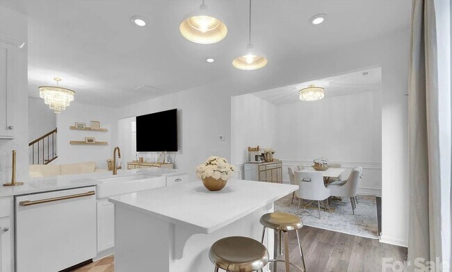 Foto del edificio - 242 Lacewing Dr