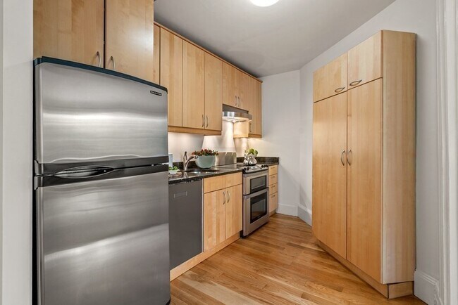 Foto del edificio - 481 Beacon St