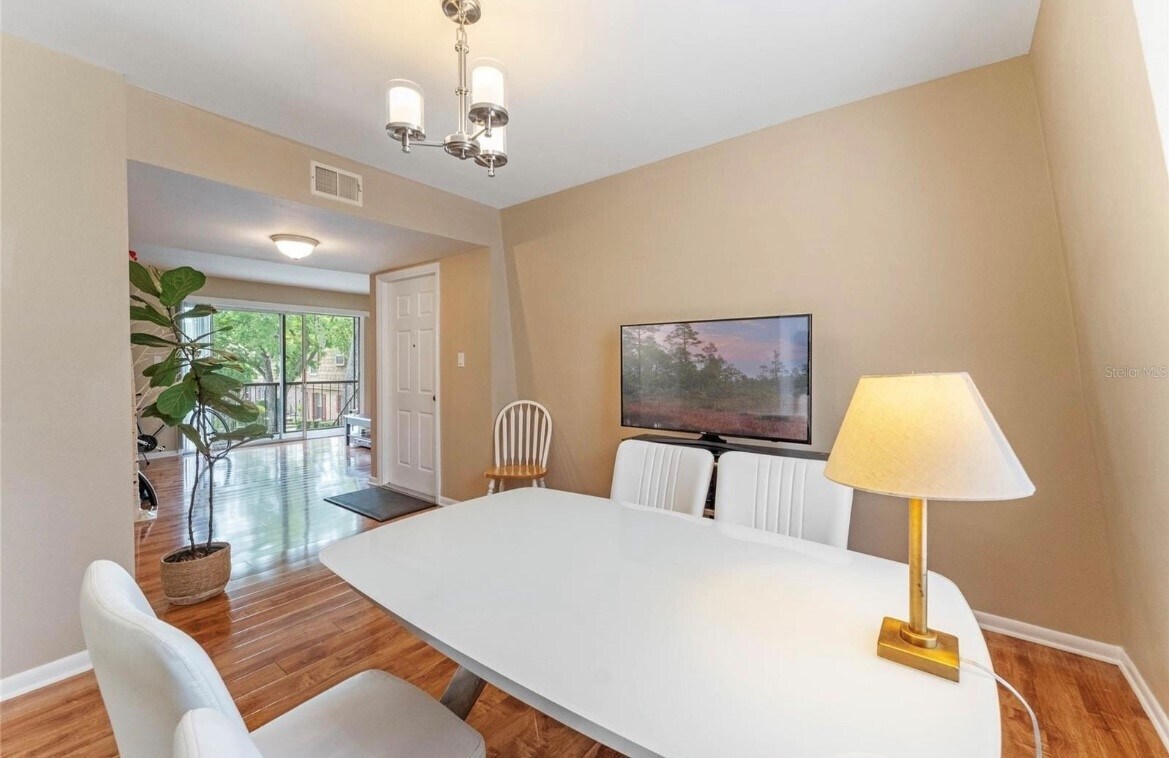 Foto principal - 200 St Andrews Blvd