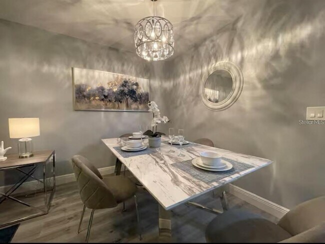 Foto del edificio - 2798 Club Cortile Cir