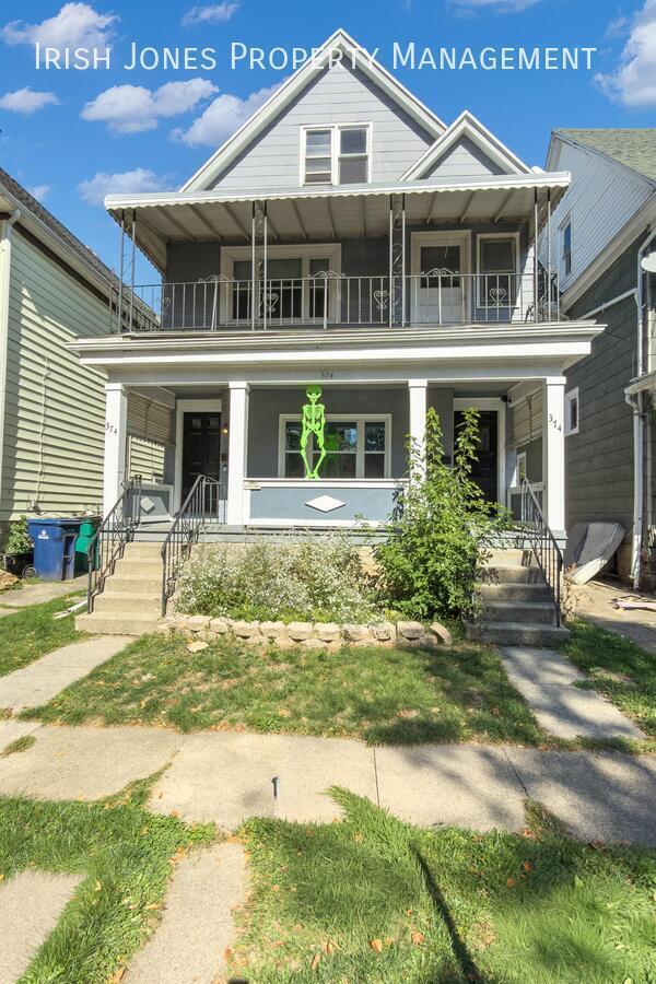 Building Photo - 374 Breckenridge St