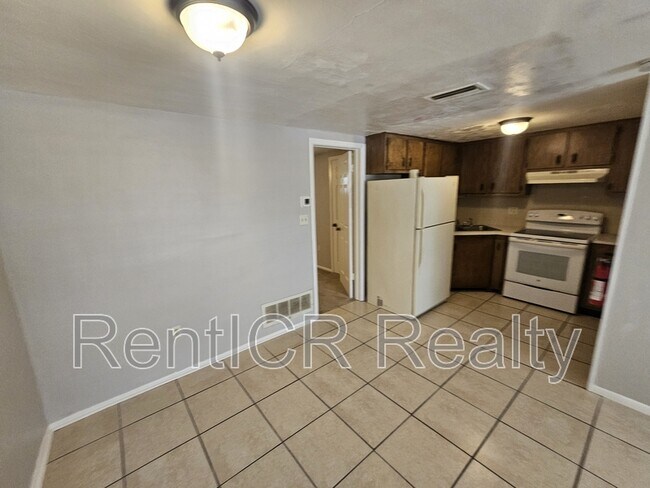 Foto del edificio - 5313 James St