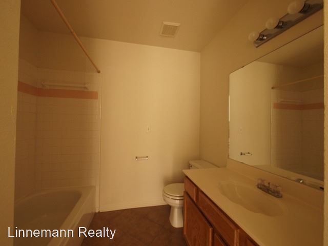 Foto del edificio - 3 br, 2 bath House - 2409 Huckleberry Drive